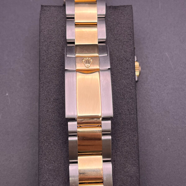 Rolex Cosmograph Daytona 40MM White Dial Two-Tone Oyster Bracelet (116523)