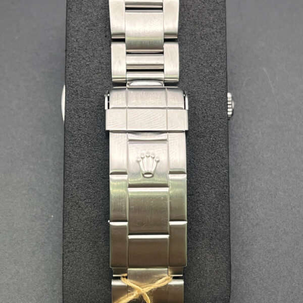 Rolex Sea-Dweller 4000 40MM Black Dial Oyster Bracelet (16600)